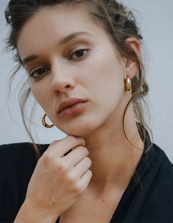 Courbure Hoop Earrings - Gold Vermeil