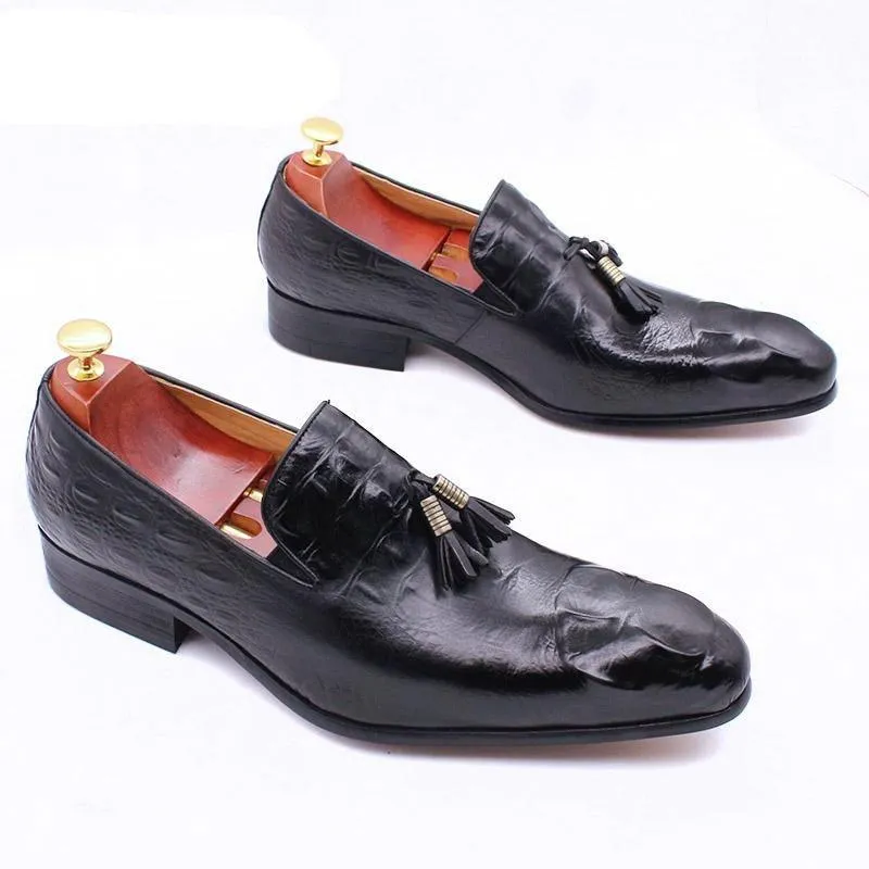 Luxury Leather Loafer Shoes With Tassels