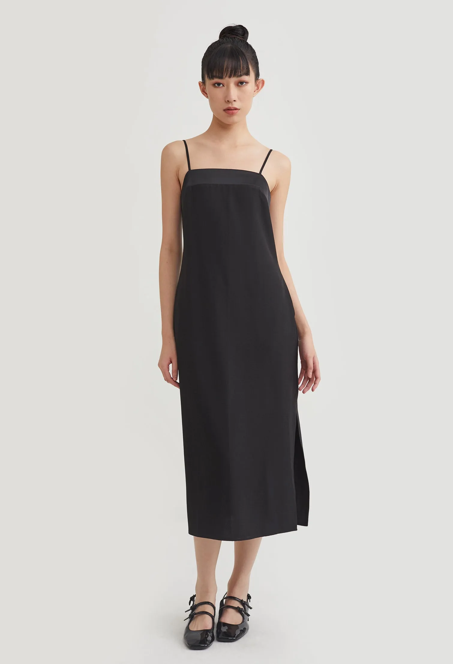 Monotone Contrast Trim Slip Midi Dress